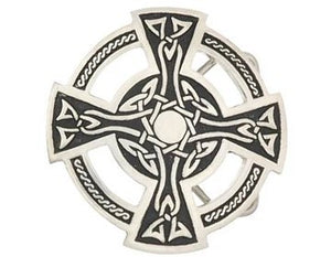 Pewter Celtic Cross buckle with embossed design and cut-outs. This buckle has a hinged bar for the belt to clip onto and the other end has a strong prong to push through the hole in the belt.